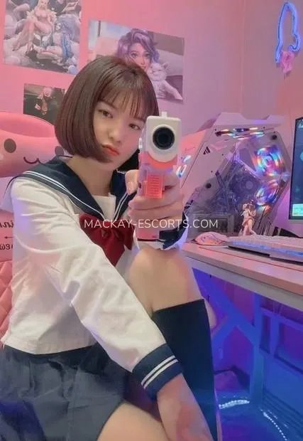 Mackay escorts Katelyn — 2