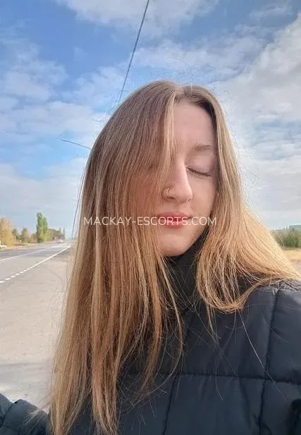 Mackay escorts Kira — 1