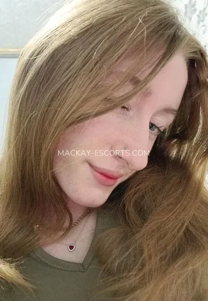Mackay escorts Kira — 3