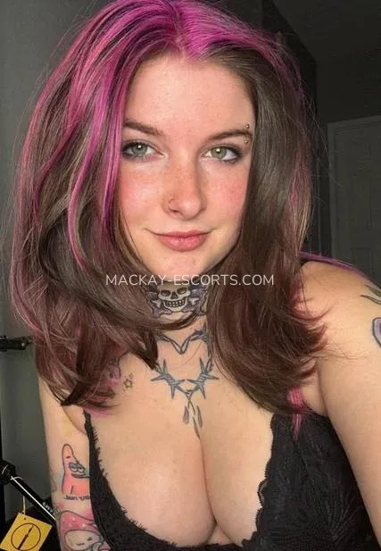 Mackay escorts Kylee — 6
