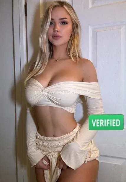 Mackay escorts Mackenzie — 1